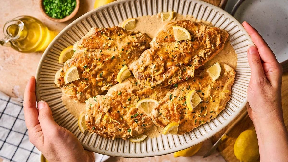 Delicious Chicken Dinners: Beyond the Routine, Family Favorites